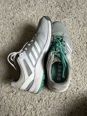 Adidas women’s golf shoes